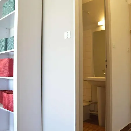 Appartement Cap D'Agde, 1 Piece, 2 Personnes - Fr-1-249-343 *